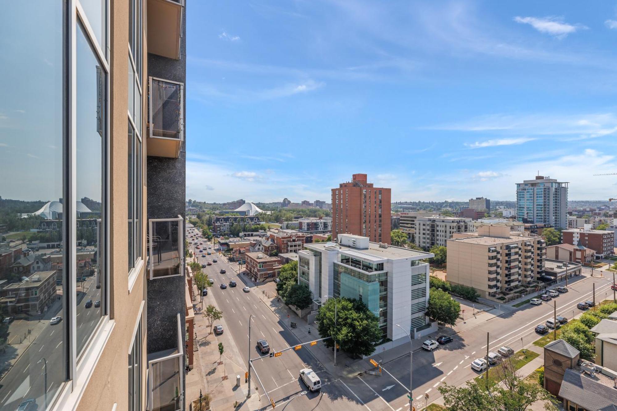 Heart Of Downtown Calgary Spacious Luxury Condo With Stunning Views And Premium Amenities Kültér fotó