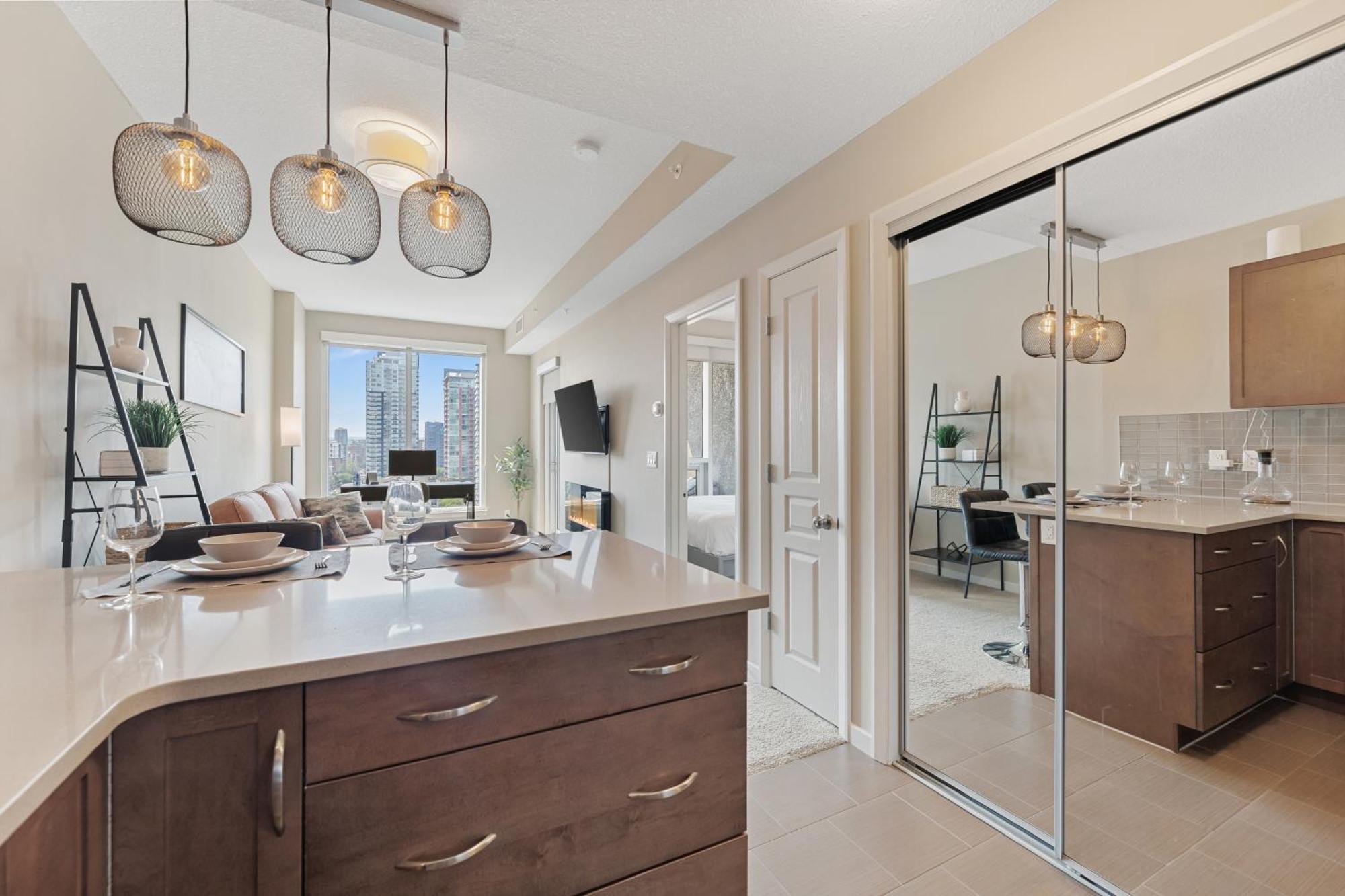 Heart Of Downtown Calgary Spacious Luxury Condo With Stunning Views And Premium Amenities Kültér fotó