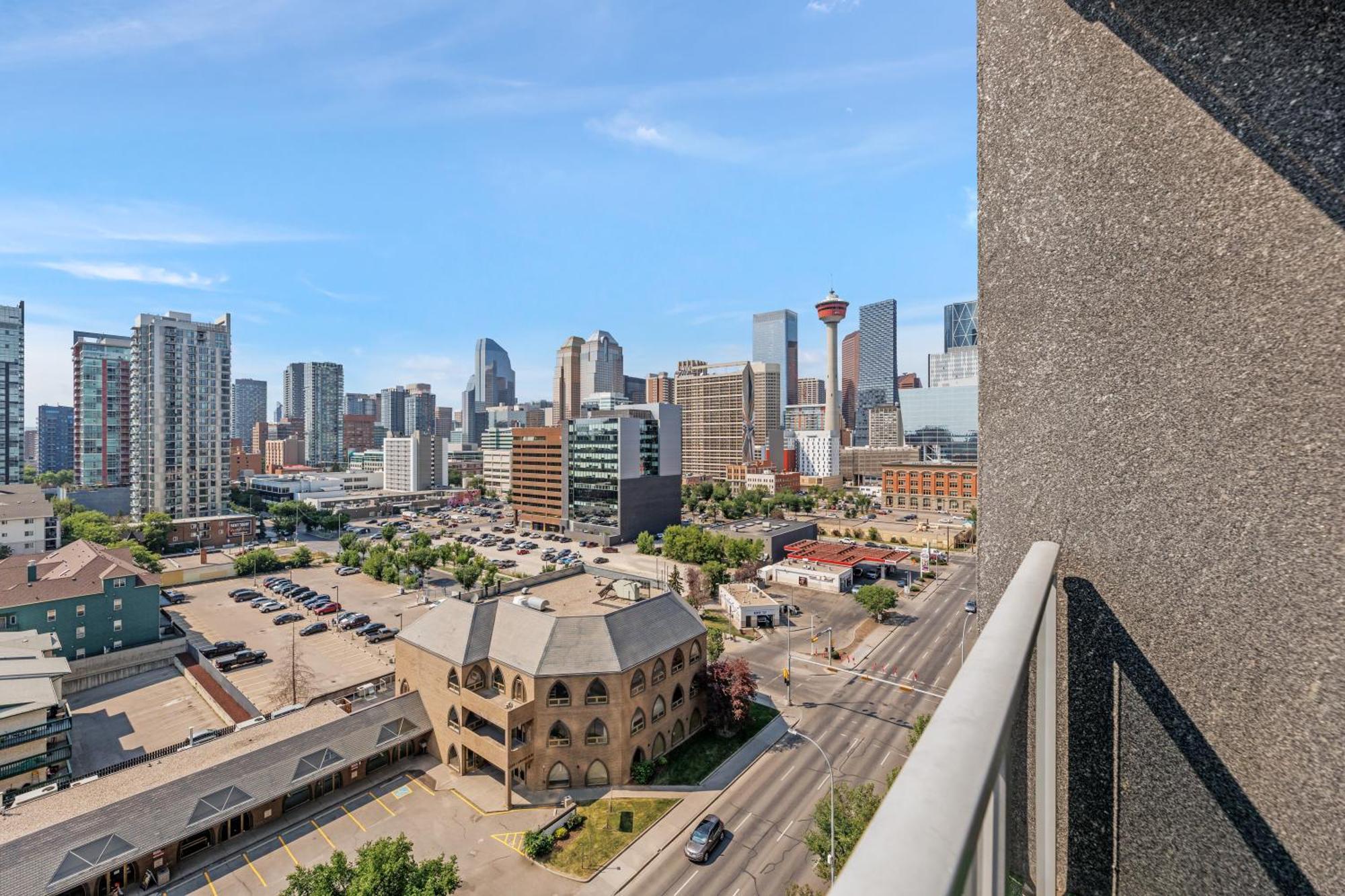 Heart Of Downtown Calgary Spacious Luxury Condo With Stunning Views And Premium Amenities Kültér fotó